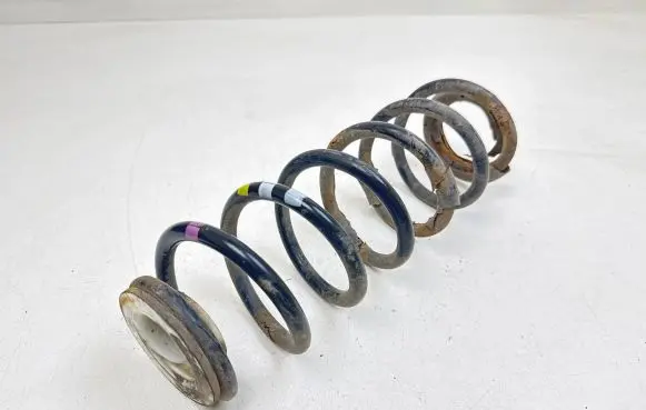Peugeot 3008 I Rear coil spring