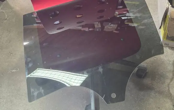 Mercedes-Benz E W214 Rear door window glass A2147353300