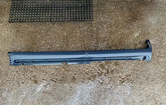 Volvo XC70 Sill 09190881
