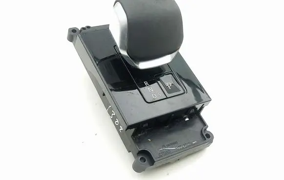 Land Rover Range Rover Velar Gear selector M8A2046C34A