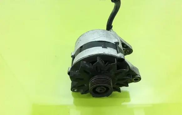 Skoda Felicia I Generator/alternator 443113516