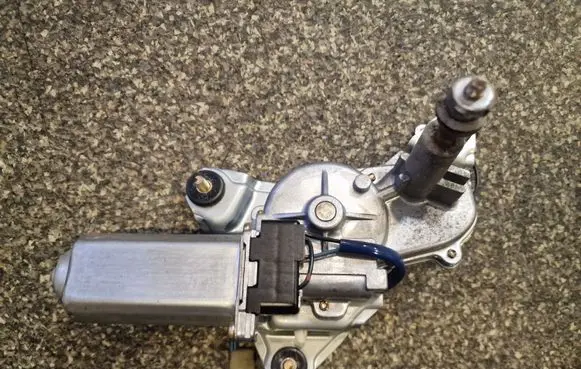 Rear window wiper motor