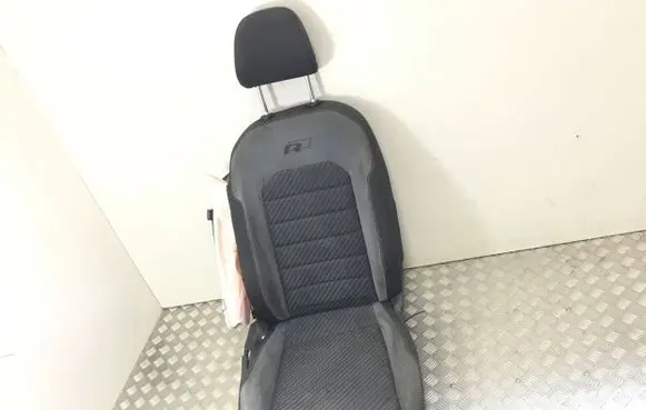 Volkswagen Golf VII Seat set 5Q4881106N