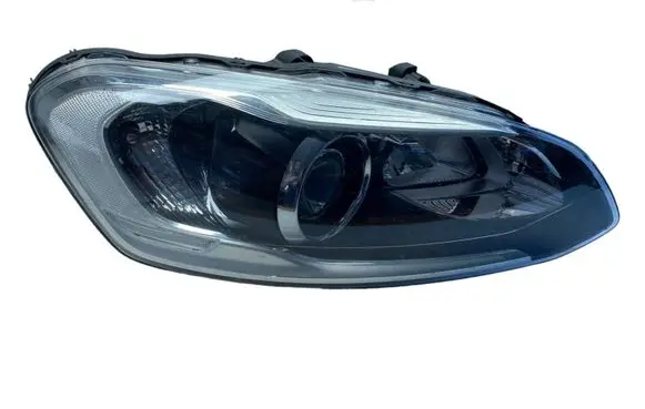 Volvo XC60 Headlight/headlamp 31420250 89908950