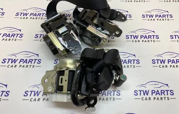 Mercedes-Benz C W205 Set of seat belts A2058600685A2058600585A2058601501A2058601601