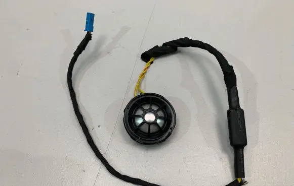 Mini Cooper Countryman F60 Front door high frequency speaker 9226357