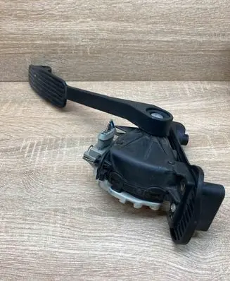 Volvo S80 Accelerator throttle pedal 9496821 00776918