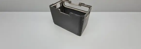 Battery box tray