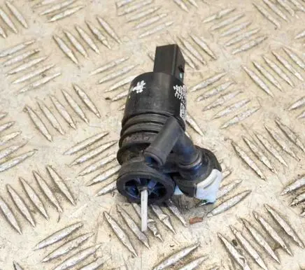 Chrysler Pacifica Windscreen/windshield washer pump 68310928AA 99557201