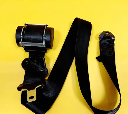 Peugeot Partner Front seatbelt 048080