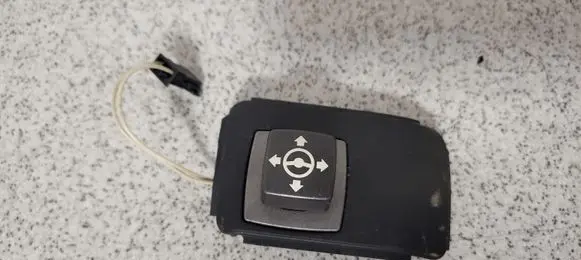 BMW 7 E65 E66 Steering wheel adjustment switch 6911535
