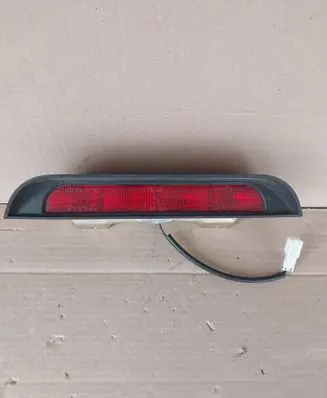 Mitsubishi Space Star Third/center stoplight 09961022 0996400