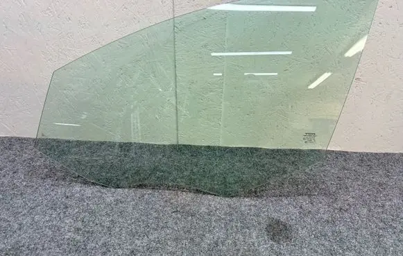 Volvo XC60 Front door window glass four-door DOT57M53AS2 E000186 43R001106