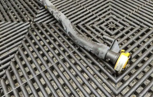 Opel Mokka B Breather hose/pipe 9812135680