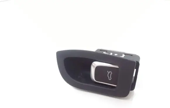 Tailgate opening switch