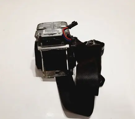 Mercedes-Benz CLS C219 Seat belt trim 2118604286W219