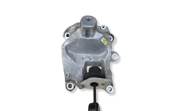 Audi RS5 Engine mount bracket 4M0199308CB