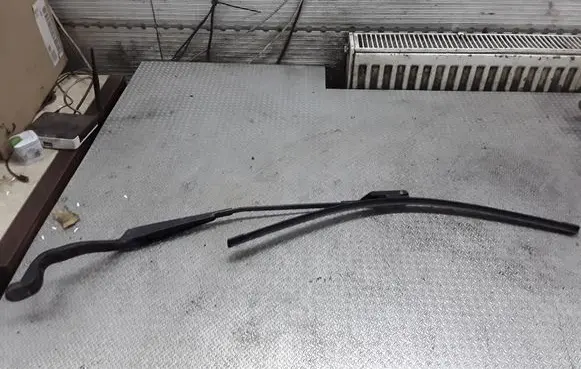 Ford S-MAX Windshield/front glass wiper blade 