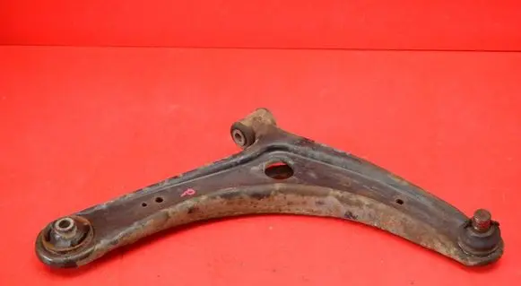 Mitsubishi Lancer VIII Front control arm