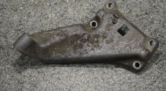 BMW 5 E28 Engine mounting bracket 1175633