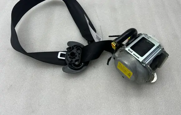 Audi Q2 - Front seatbelt 34213001C