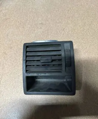 Volkswagen Transporter - Caravelle T5 Dashboard side air vent grill/cover trim 7E0819203