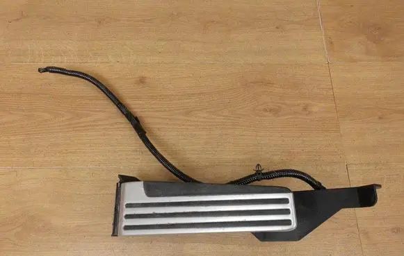 Infiniti FX Accelerator throttle pedal 180021CA1C 0280755142