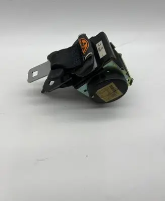 Mazda 3 I Middle seatbelt (rear) 602853600