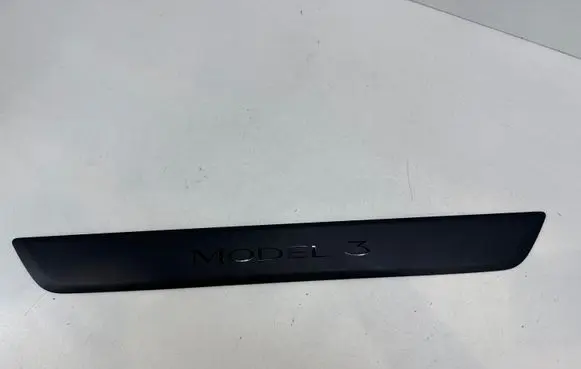 Tesla Model 3 Front sill trim cover 150476300C