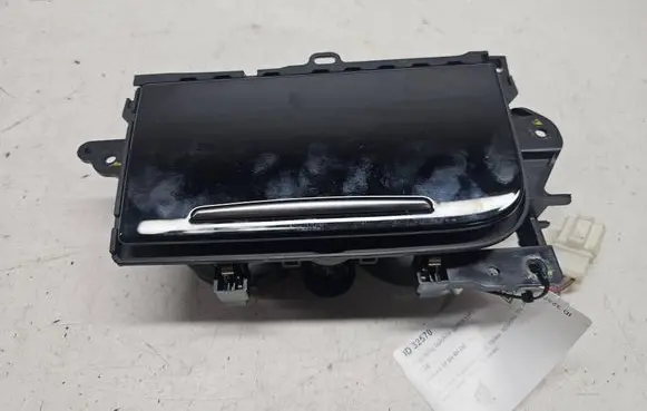 Audi A8 S8 D4 4H Cup holder front 4H1858601D