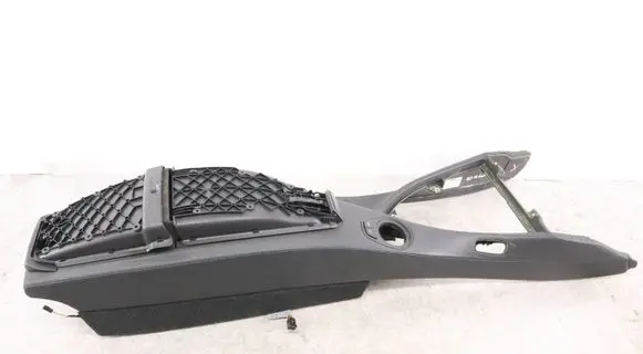 BMW M6 Armrest 8046925 51168046925 6970001