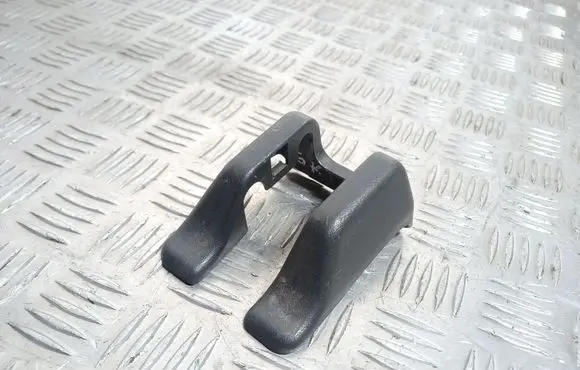 Toyota RAV 4 (XA20) Rear seat rail trim cover 7215942010