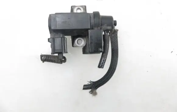 Toyota Avensis T250 Valve vacuum 70051308 258190R011