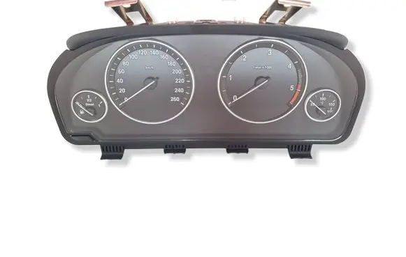 BMW 5 F10 F11 Speedometer (instrument cluster) 9227614 922761401