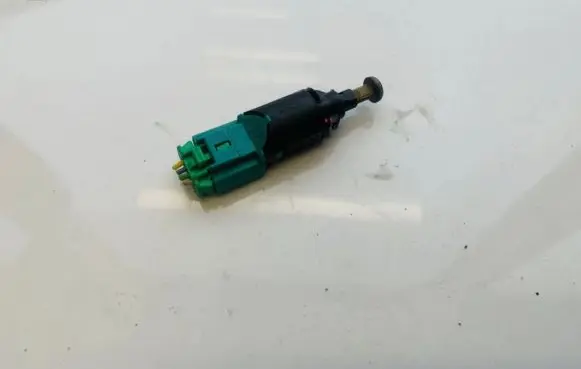 Citroen Berlingo Brake pedal sensor switch 9650688480