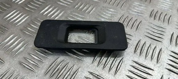Jaguar XE Tailgate opening switch GX73432B10AB