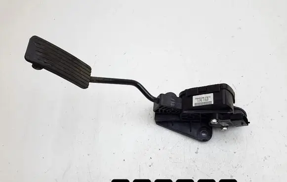 KIA Venga Accelerator throttle pedal 327271p900