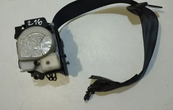 Audi A4 S4 B6 8E 8H Rear seatbelt 8E5857805E