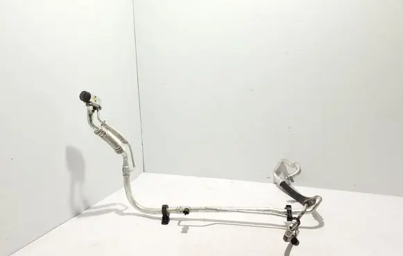 Air conditioning (A/C) pipe/hose