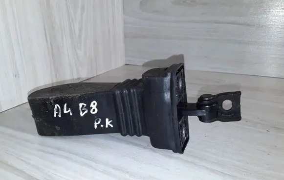 Front door check strap stopper