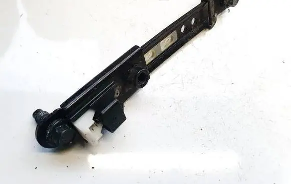 Hyundai i30 Seat belt adjustment rail 080318