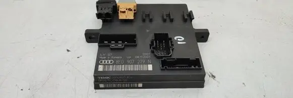 Audi A4 S4 B7 8E 8H Comfort/convenience module 8E0907270N 08112007