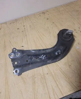Toyota RAV 4 (XA50) Rear upper control arm/wishbone