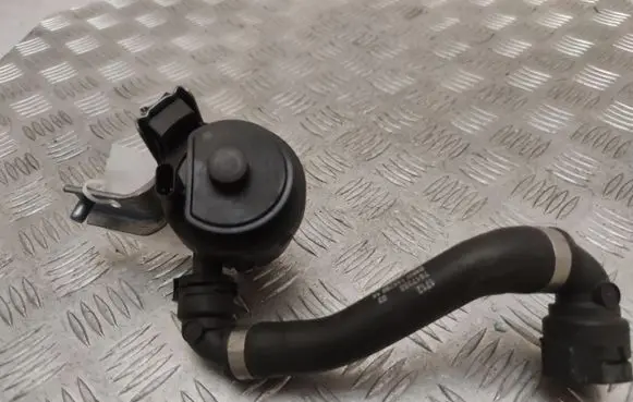 BMW 2 F46 Electric auxiliary coolant/water pump 8605322 7617380 8604610