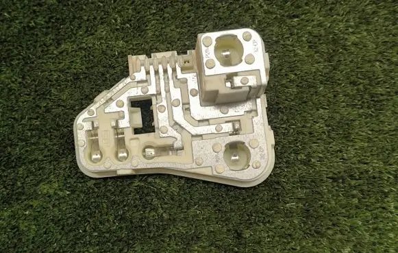 BMW 3 E90 E91 Tail light bulb cover holder 21828012
