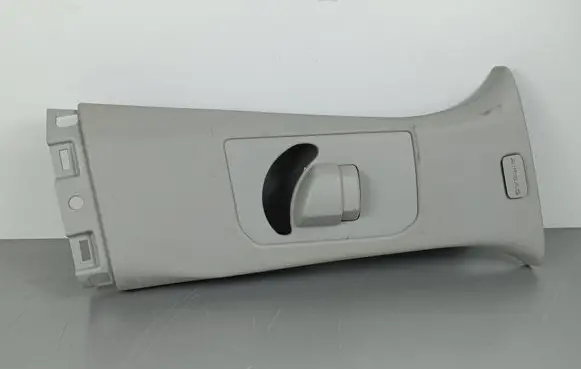 Jeep Grand Cherokee WL (B) pillar trim (top) 6SM72SA5AD 2244990 N8513066