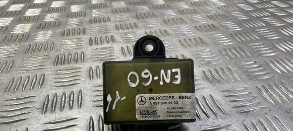 Glow plug pre-heat relay