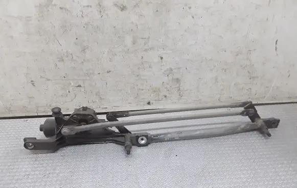 Ford Focus Front wiper linkage and motor 4M5117508AA