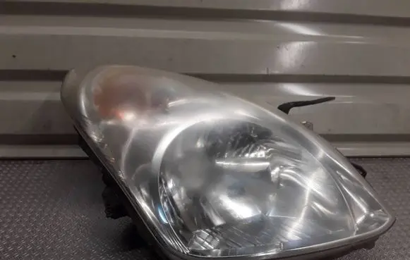 Nissan Pixo Headlight/headlamp 
