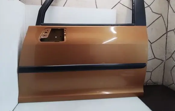 Door (2 Door Coupe)